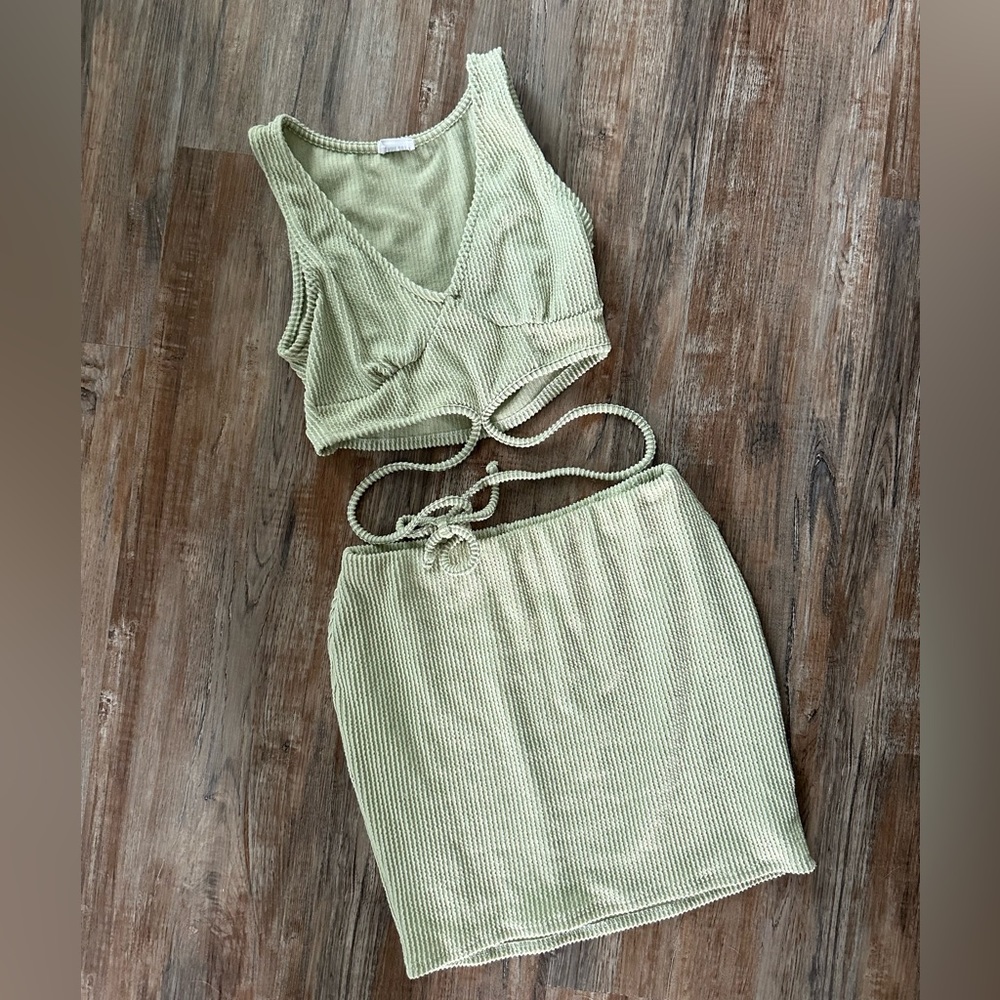 Light Green Crop Top/Skirt Set
